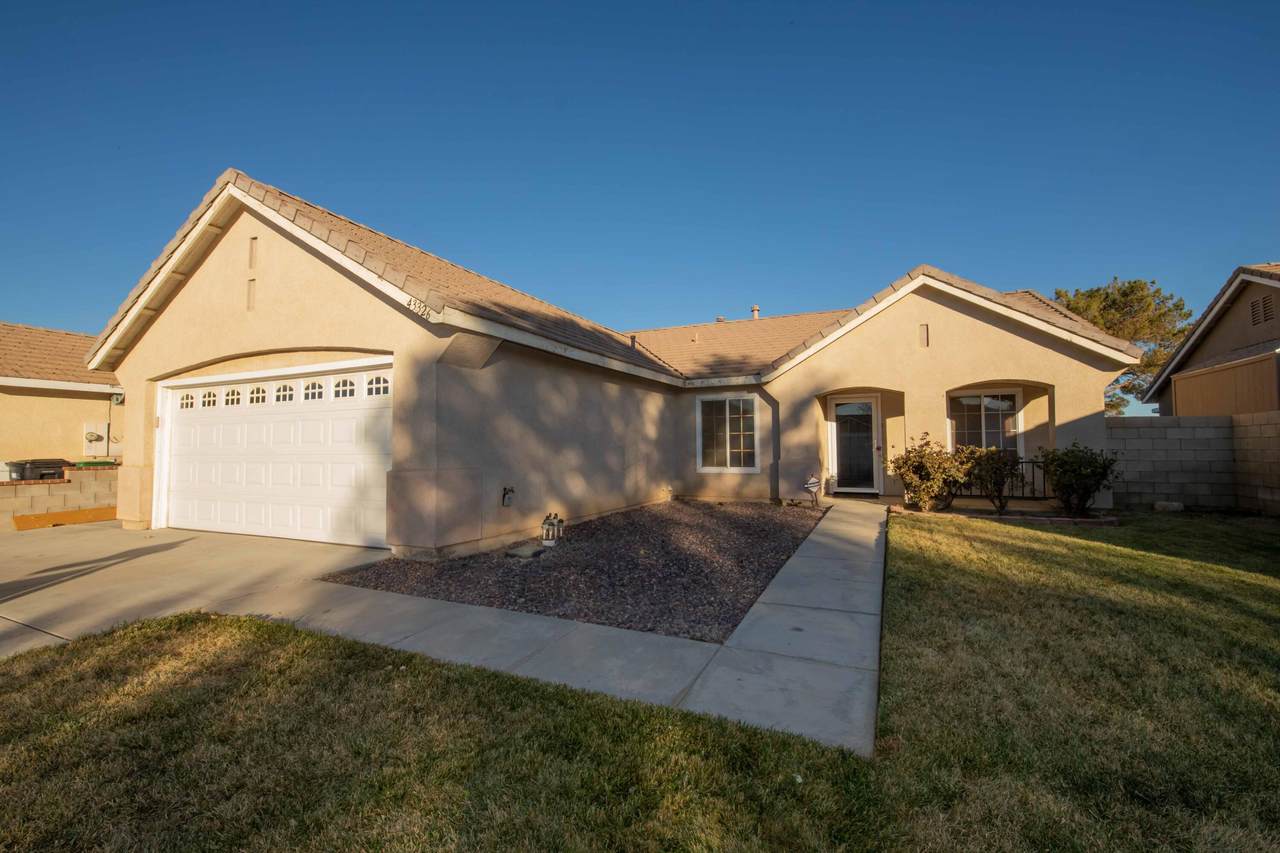43326 Homestead Street - Photo 1