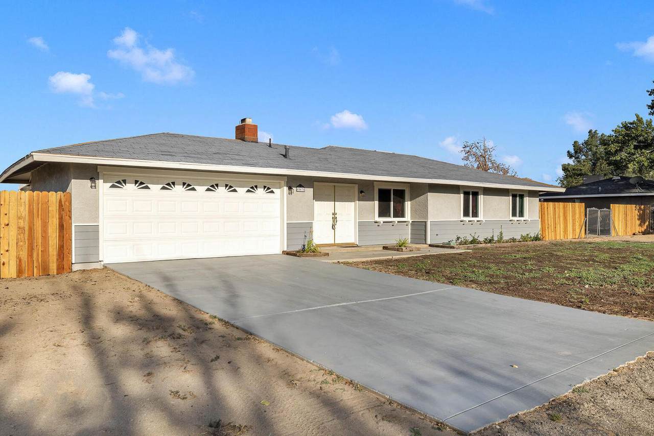 40678 158th Street - Photo 1