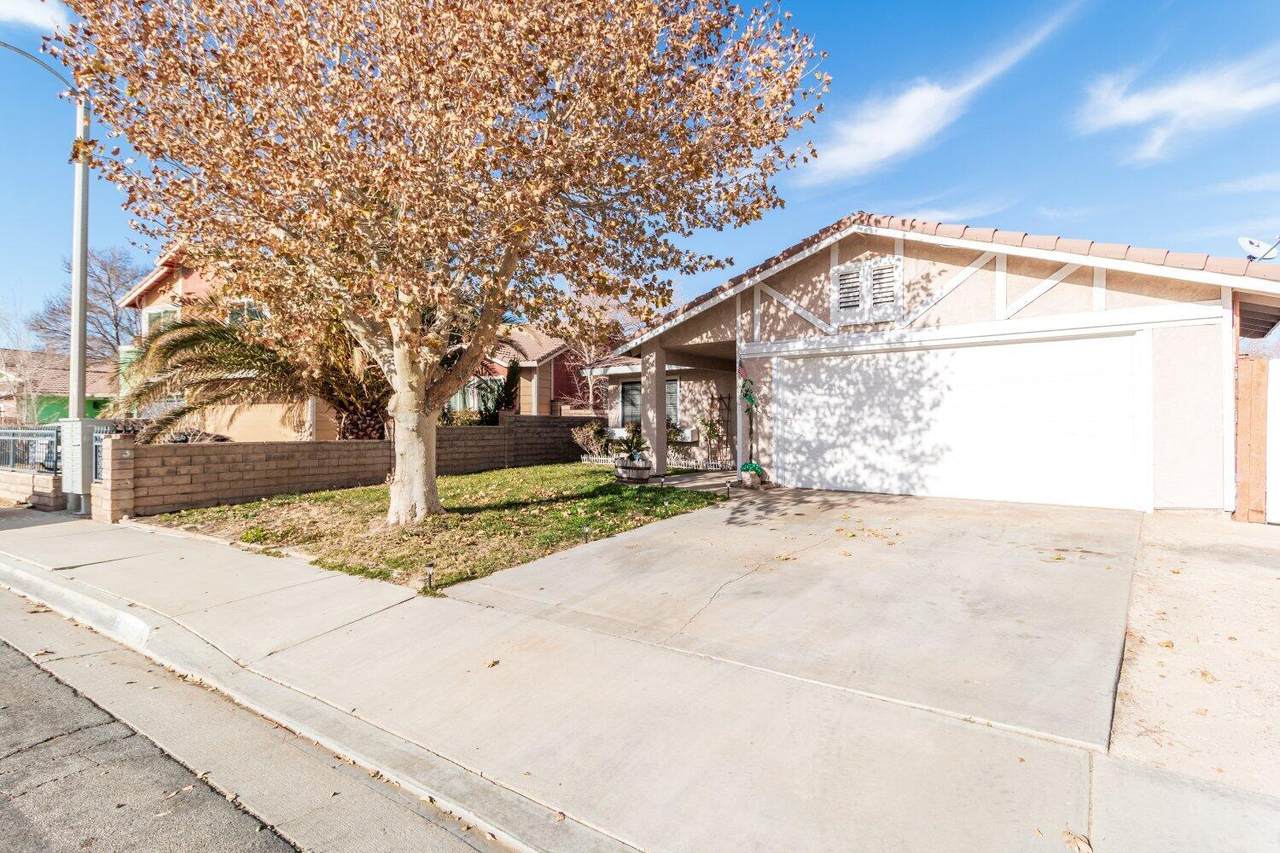 43820 Santa Rosa Circle - Photo 1