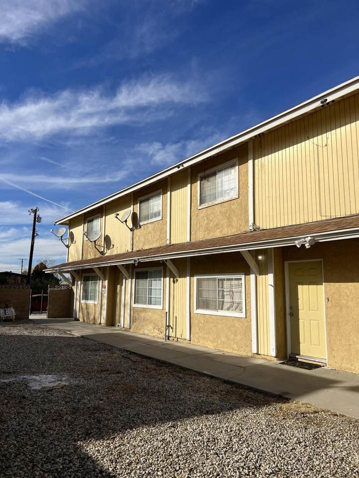 2836 28th Street - Photo 1
