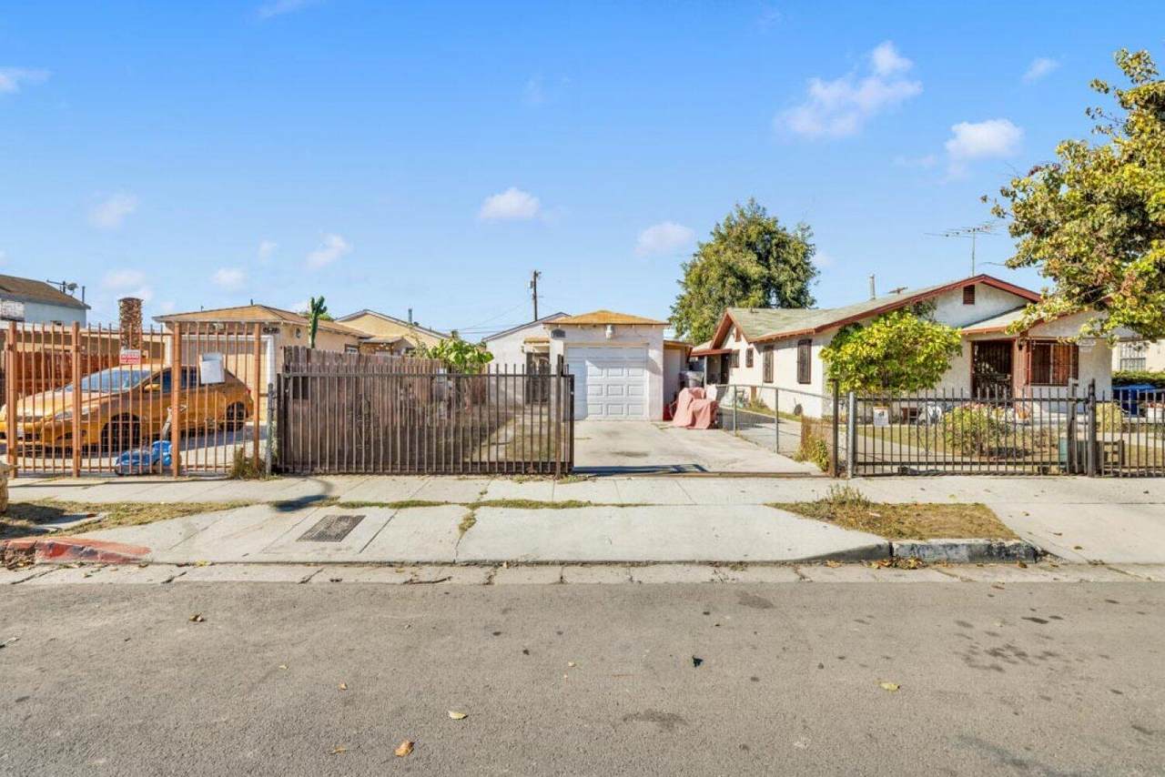 10341 Kalmia Street - Photo 1