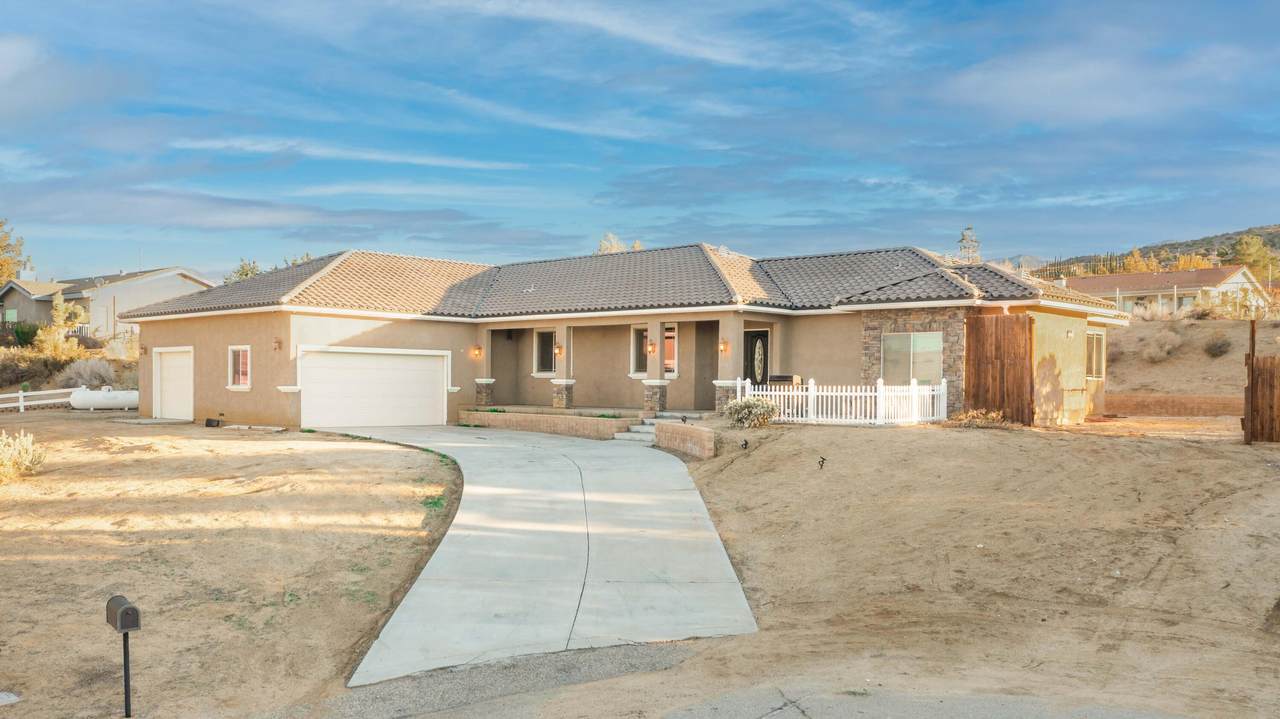 31704 Bogie Place - Photo 1