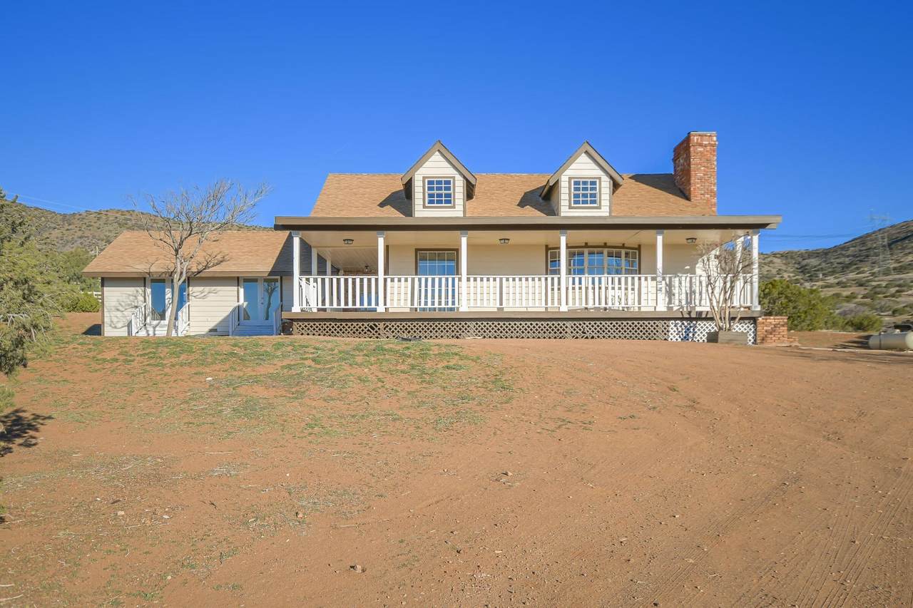 1617 Twin Butte - Photo 1