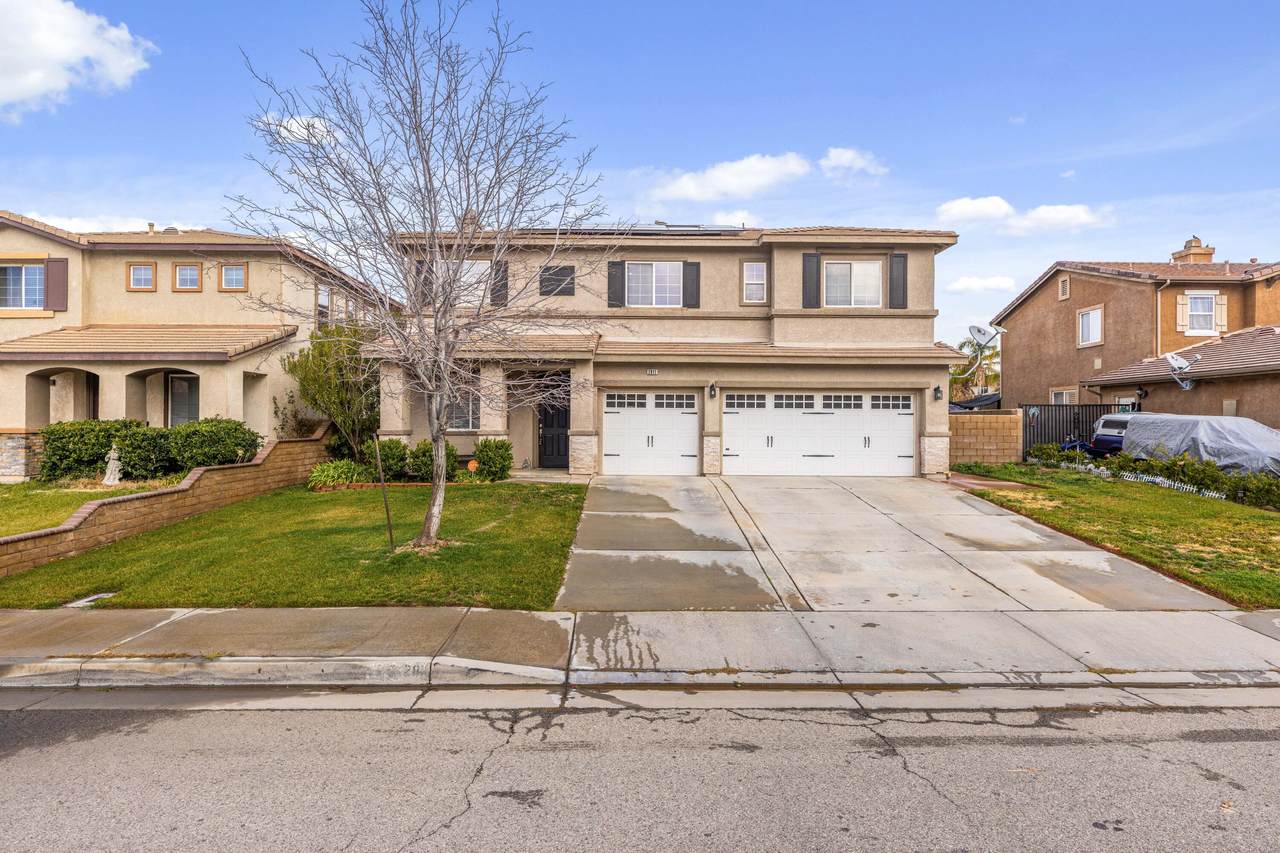 2811 Bouquet Lane - Photo 1
