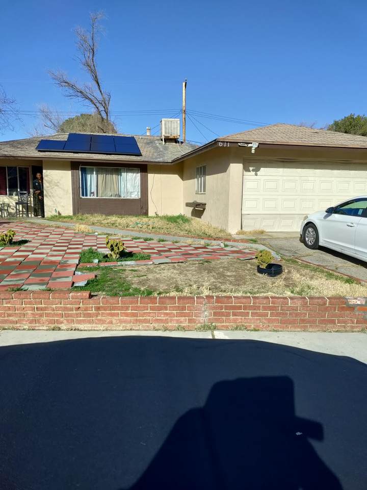 611 Ovington Street - Photo 1