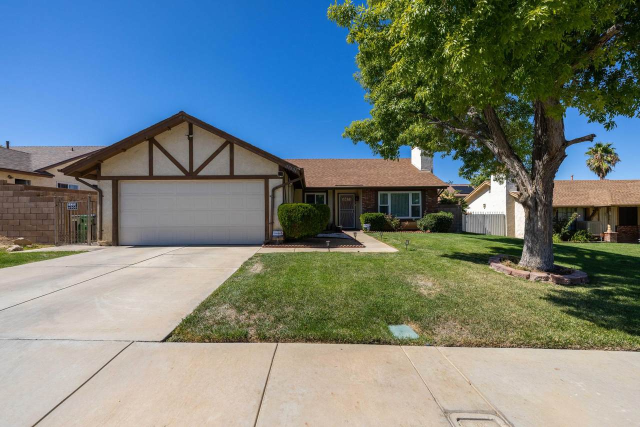 37431 17th Street - Photo 1