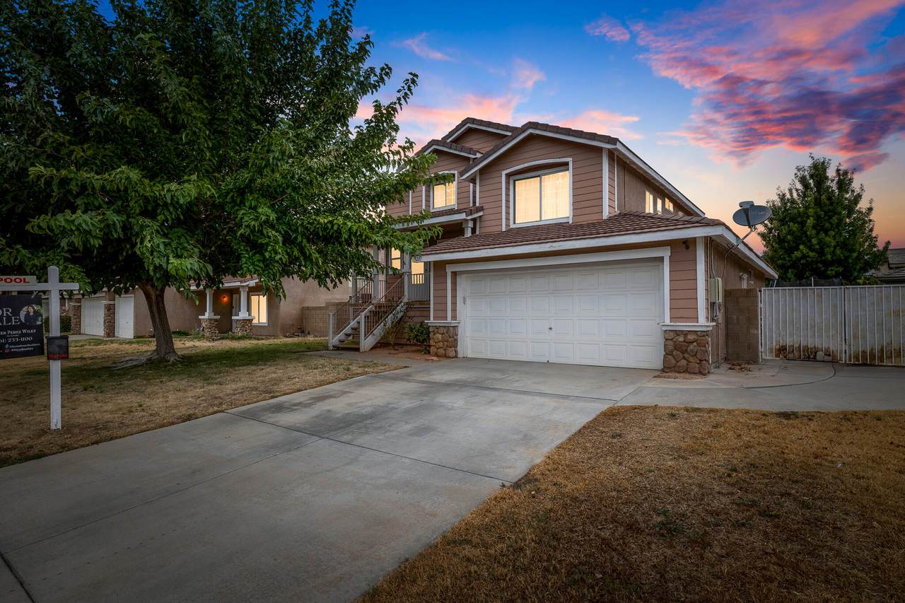 3201 Fairgreen Lane - Photo 1