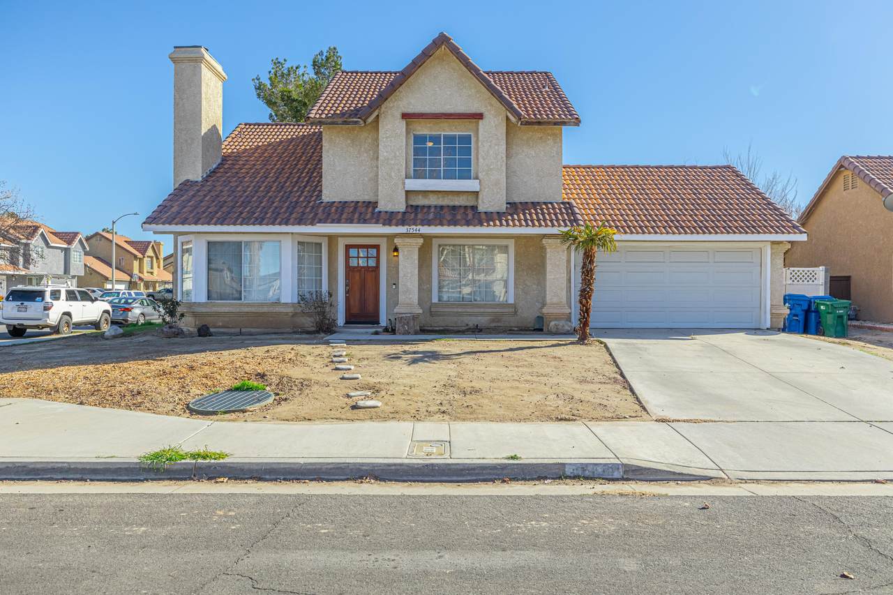 37544 Wesley Court - Photo 1