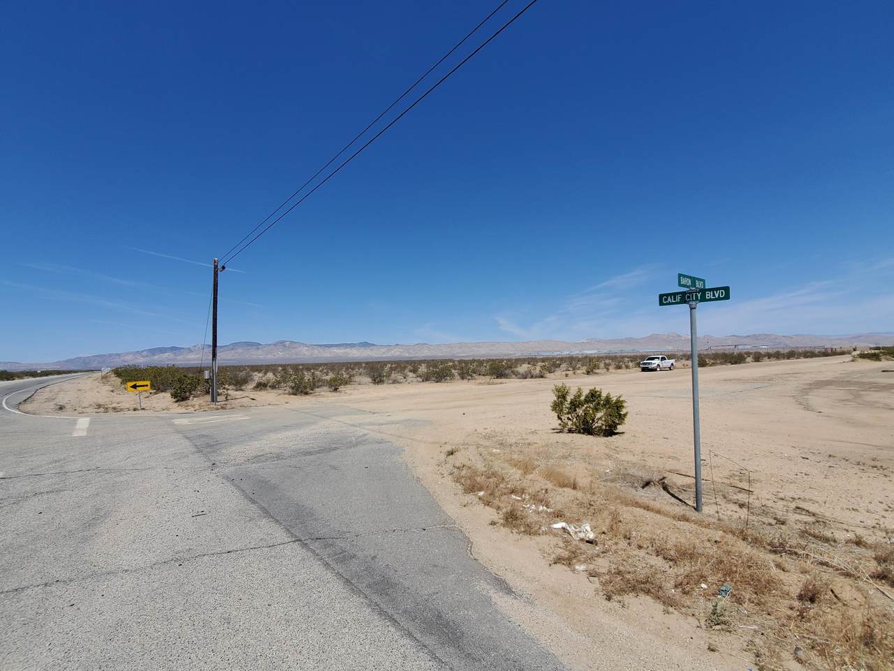 California City & Baron Boulevard - Photo 1