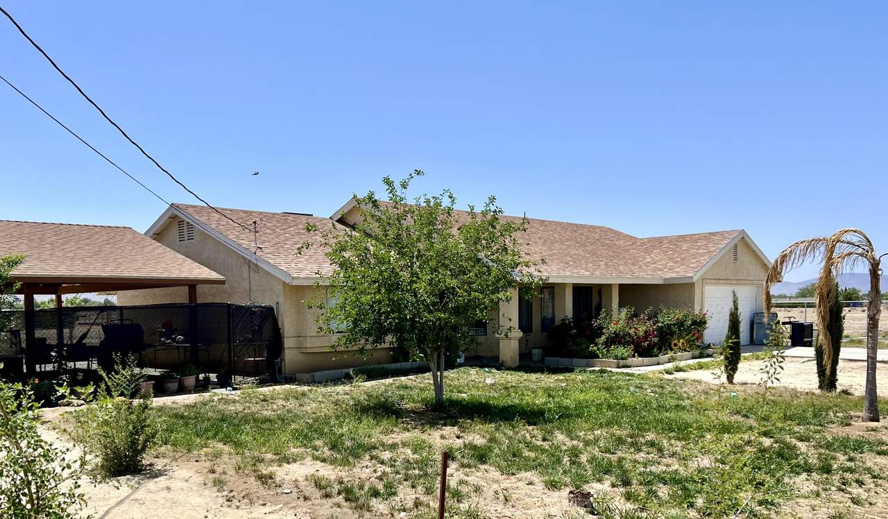 9640 Avenue R - Photo 1