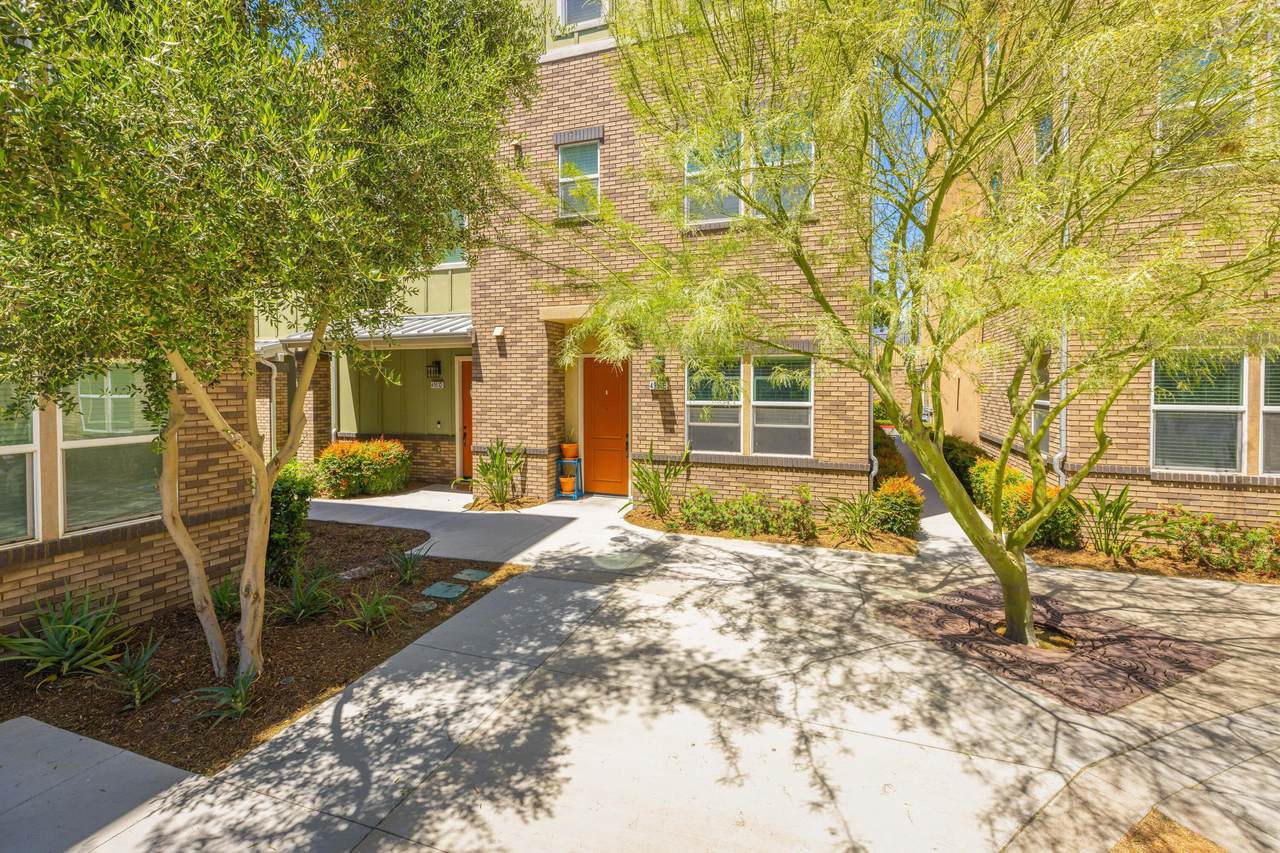 4951 Laurel Street - Photo 1