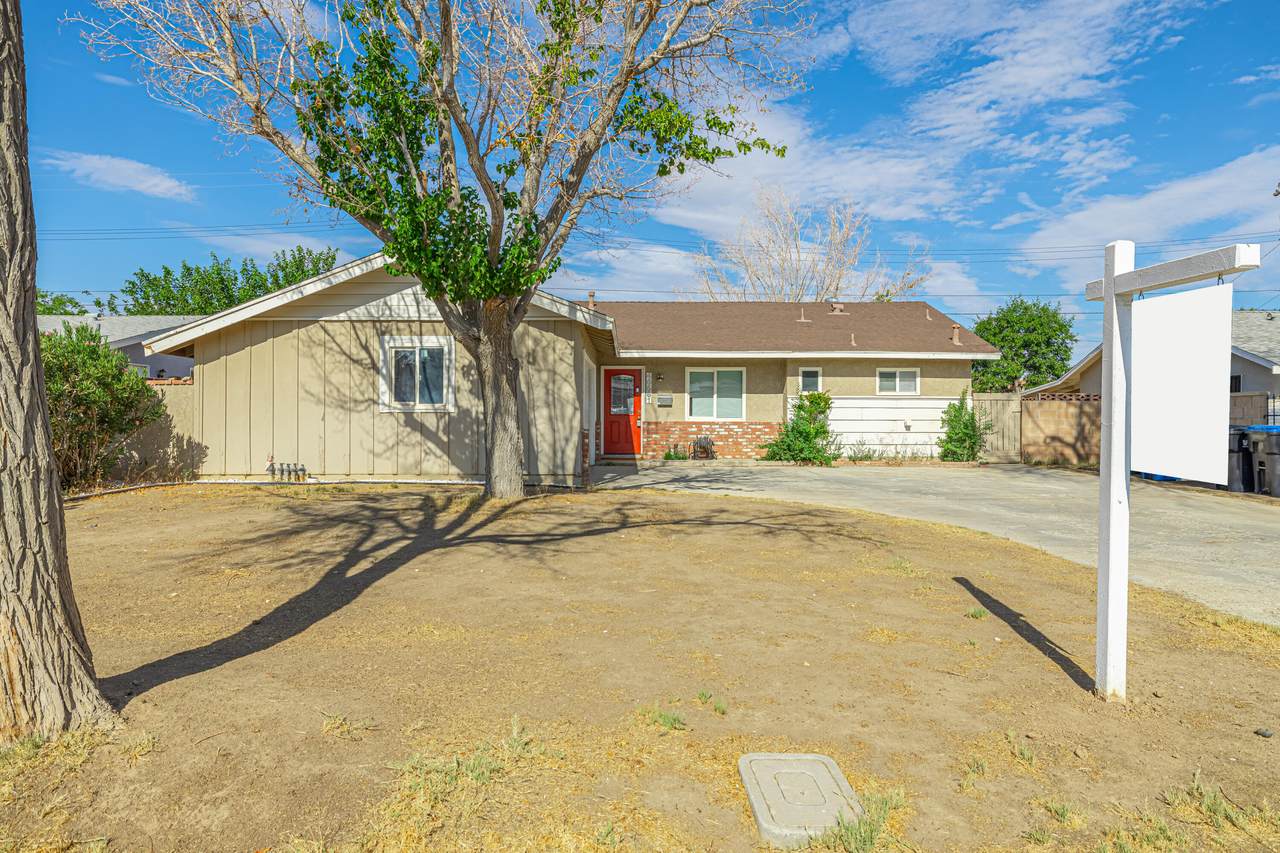 45561 Rodin Avenue - Photo 1
