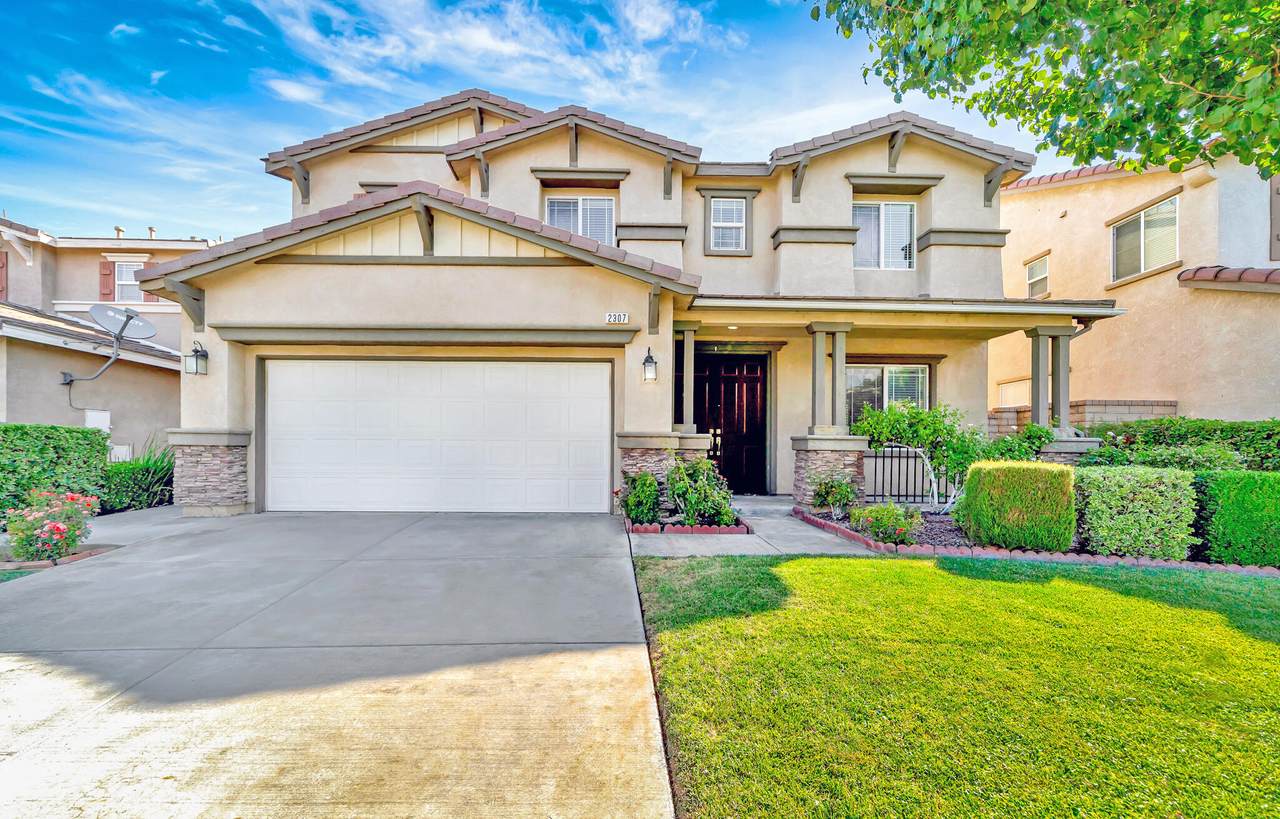 2307 Delicious Lane - Photo 1