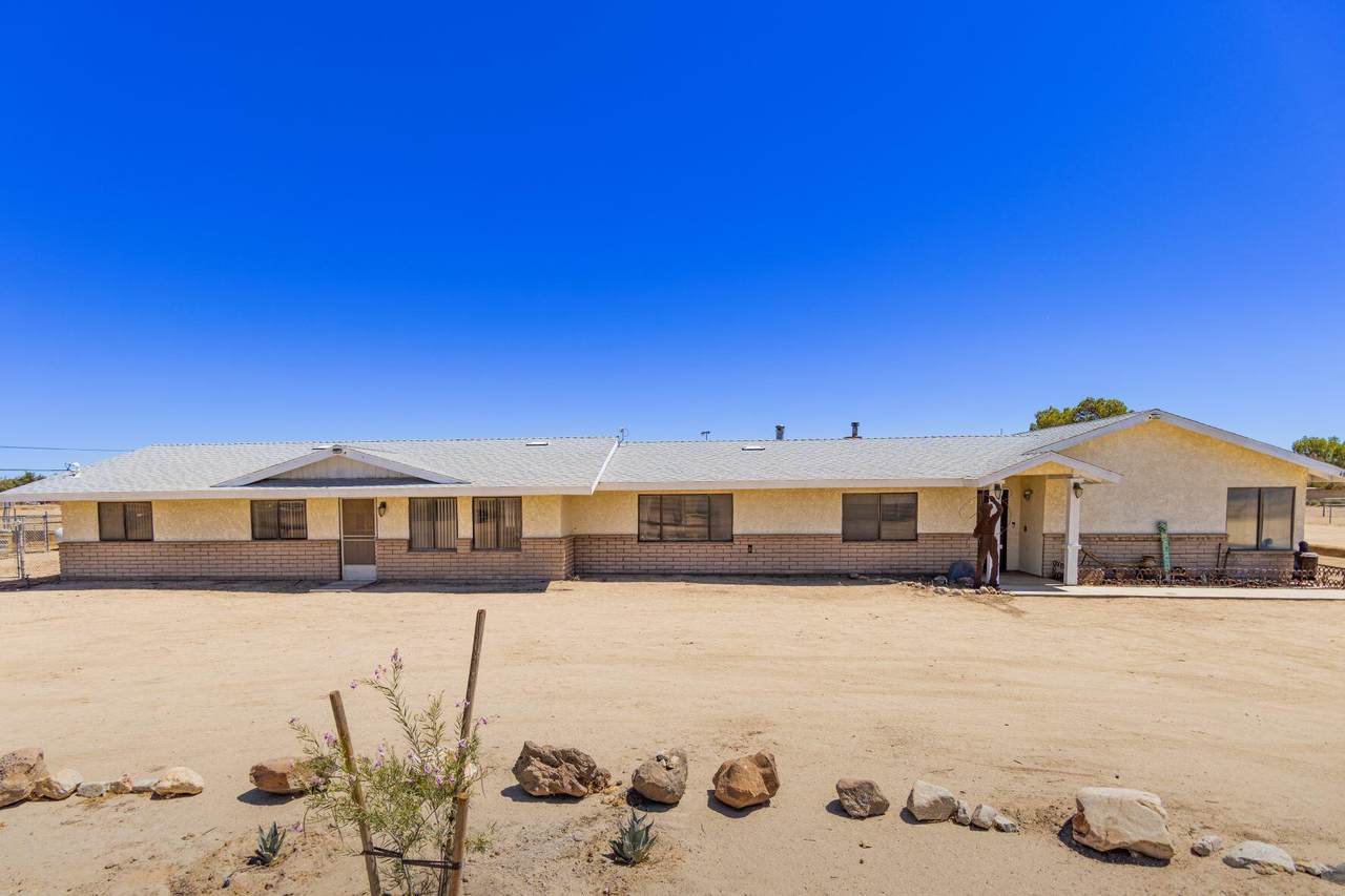 48054 85th Street West - Photo 1