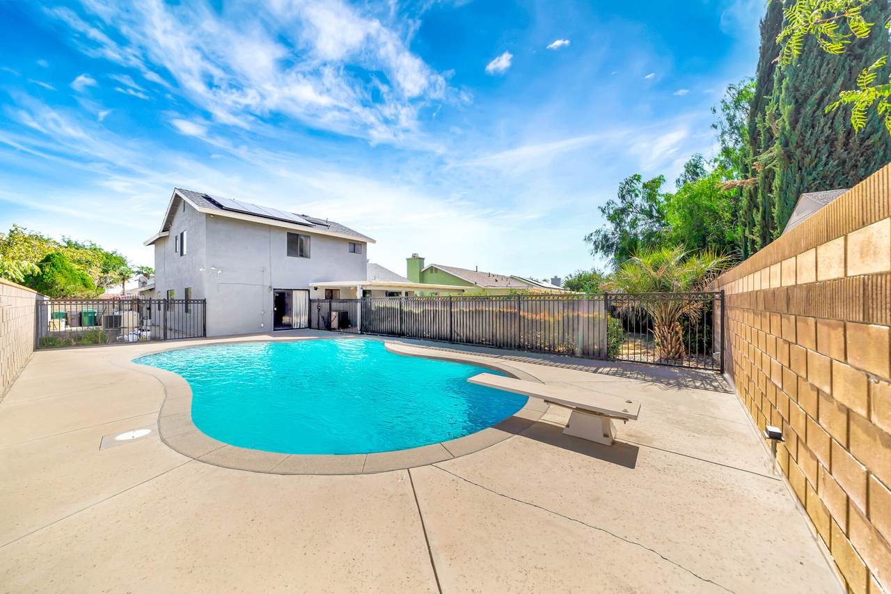 37619 31st Street - Photo 1