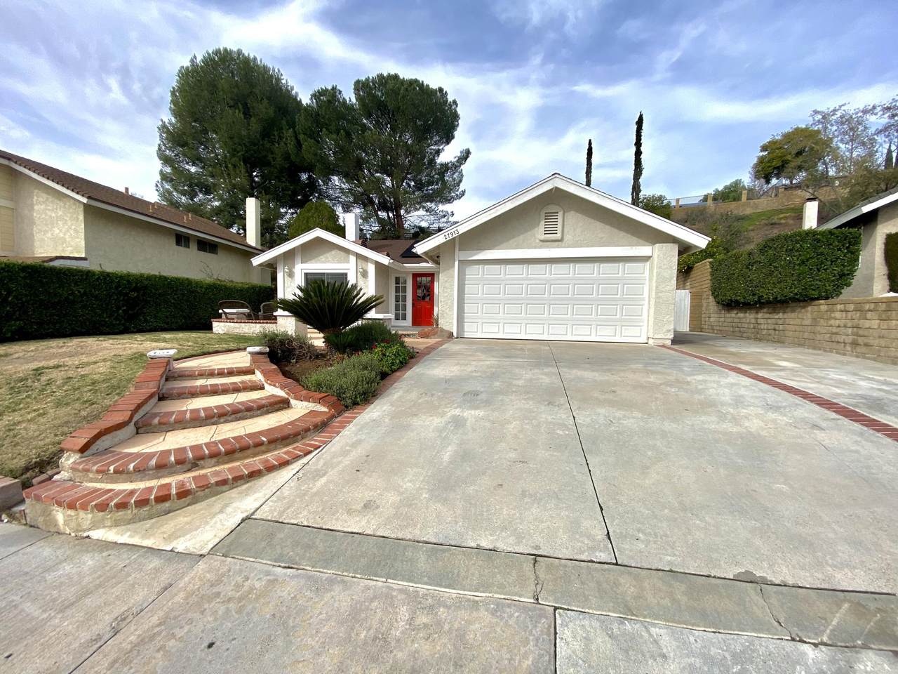 27913 Redwood Glen Road - Photo 1