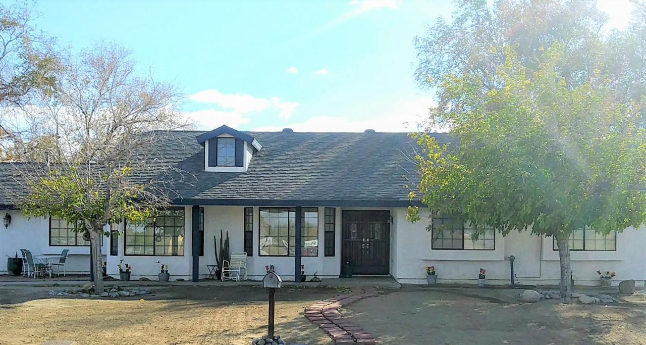 10226 Ave R 12 - Photo 1