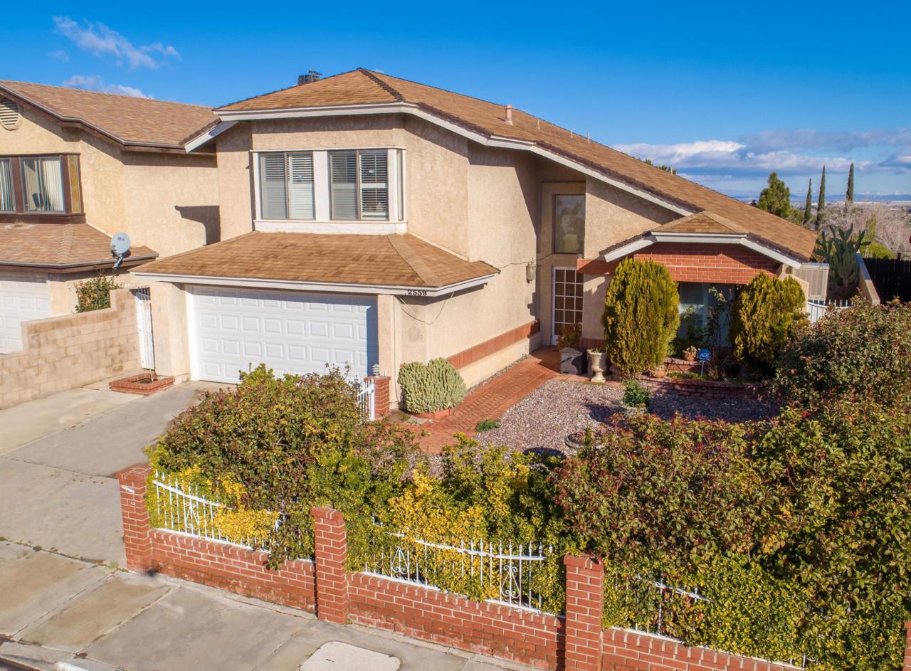 2559 Desert Oak Drive - Photo 1