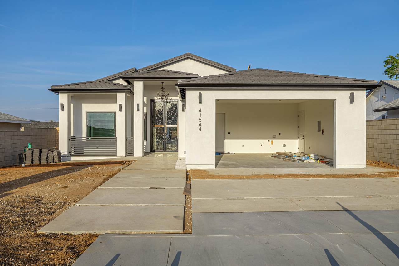 41544 47th Street - Photo 1