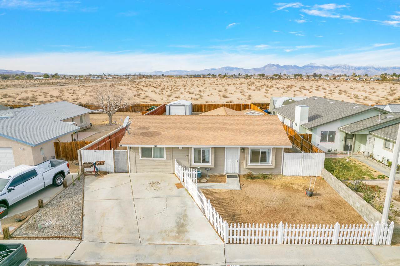 809 Sunset Street - Photo 1
