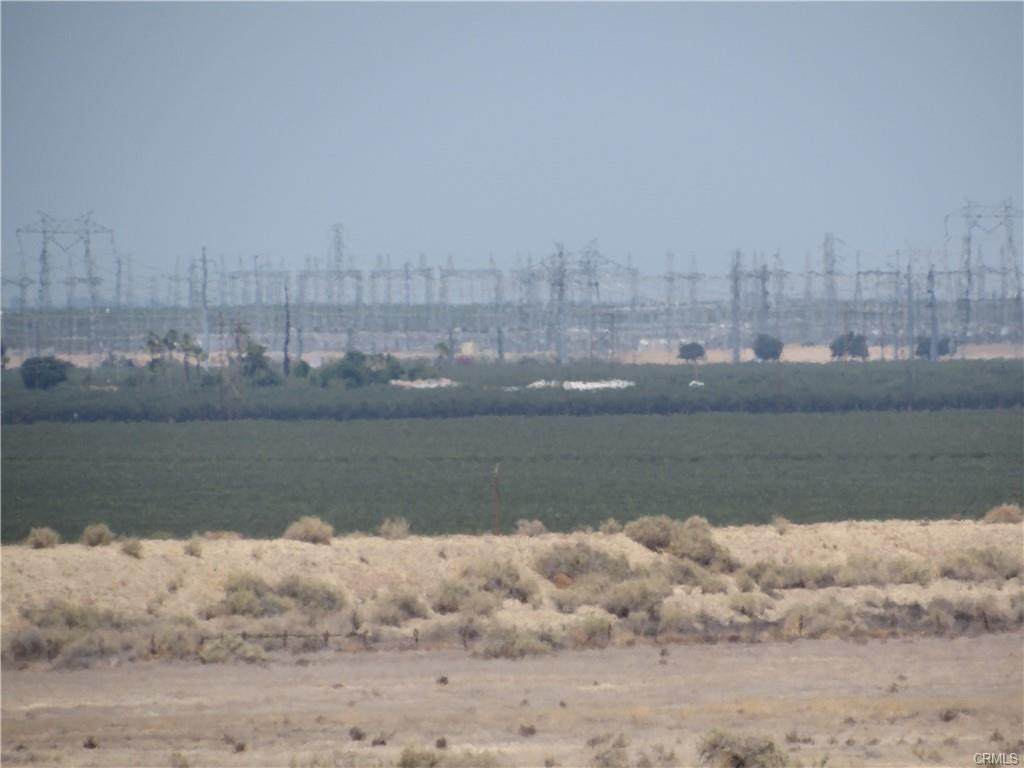 10220029006 - Photo 1