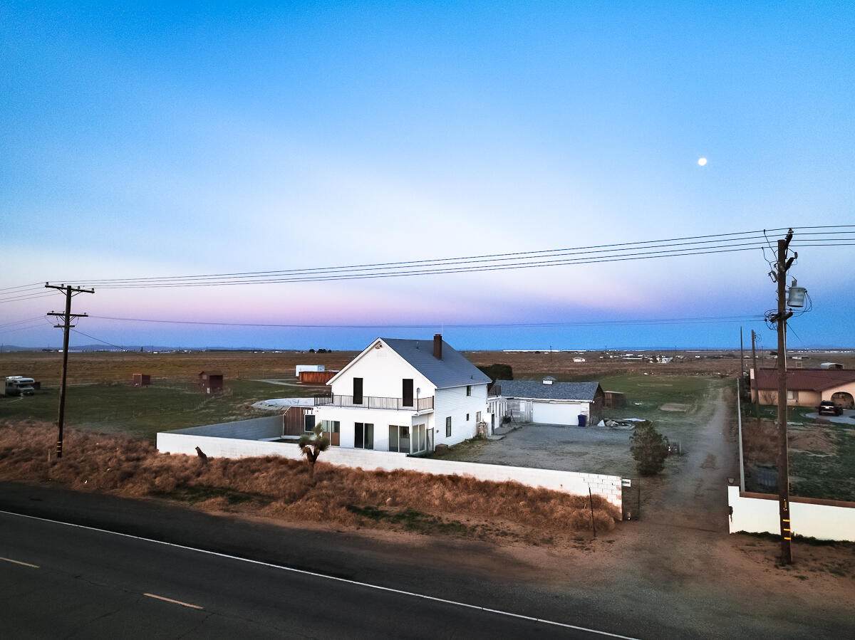 45528 60th Street - Photo 1