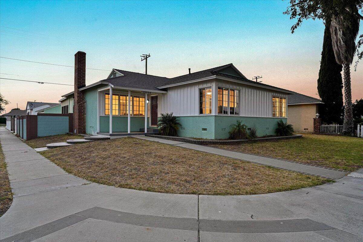 13123 Wilkie Avenue - Photo 1