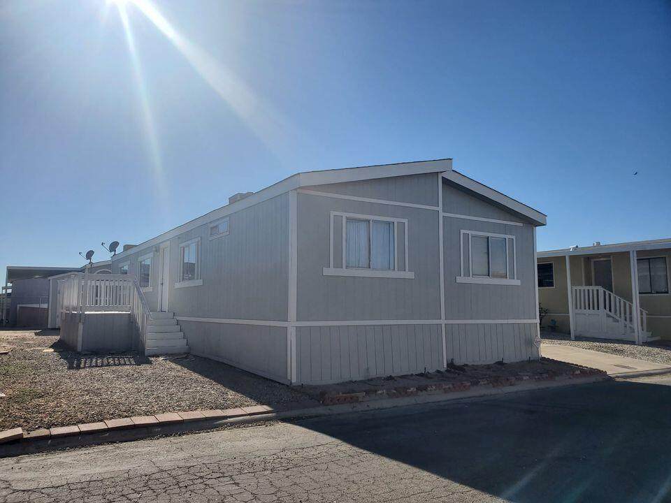 1550 20th Street West - Photo 1