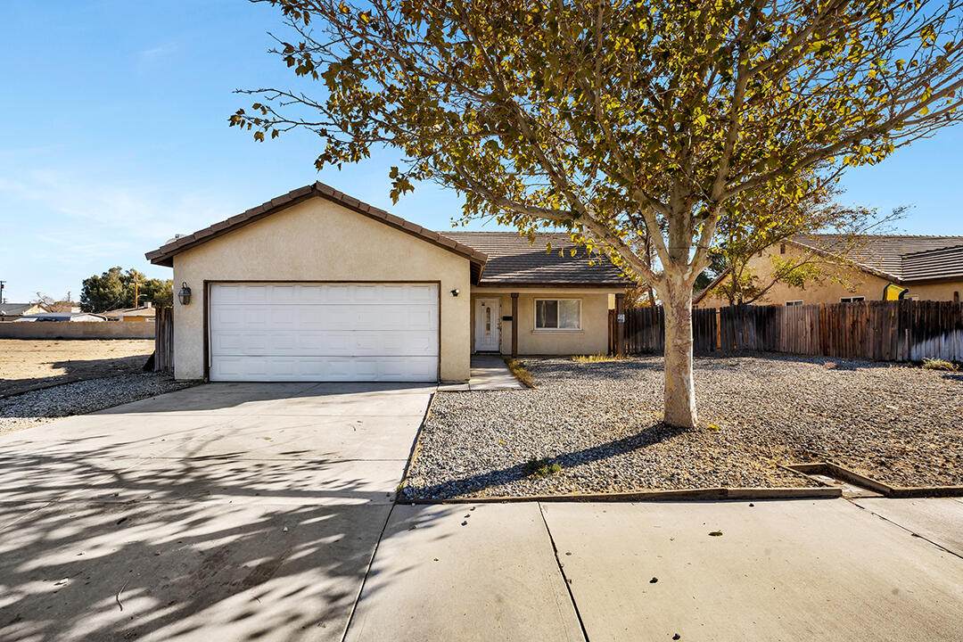 43464 5th Street - Photo 1