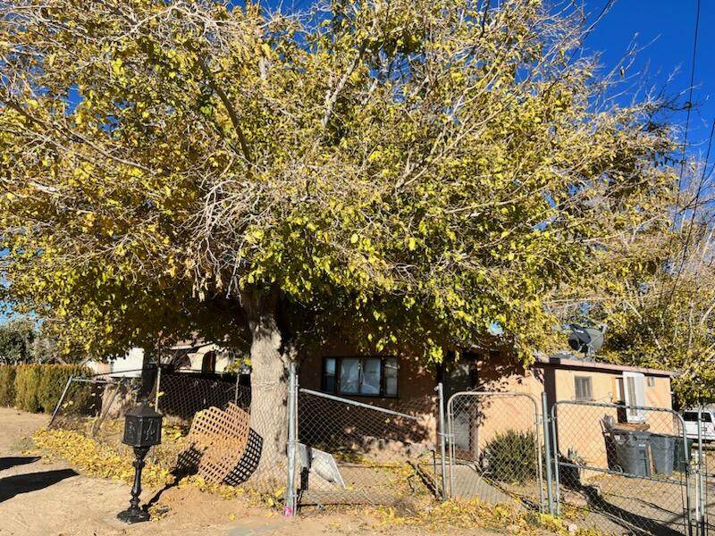 37506 10th Street East - Photo 1