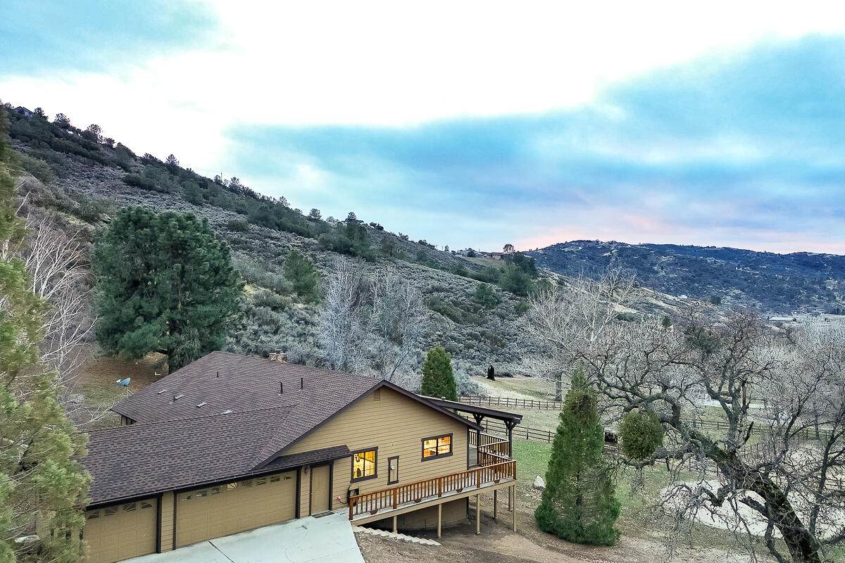 26400 Cumberland Road - Photo 1