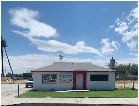 44726 10th Street - Photo 1