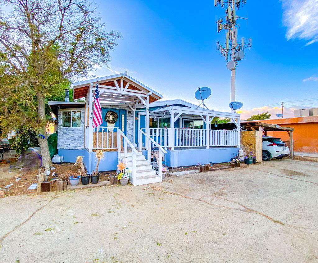 18348 Avenue D - Photo 1