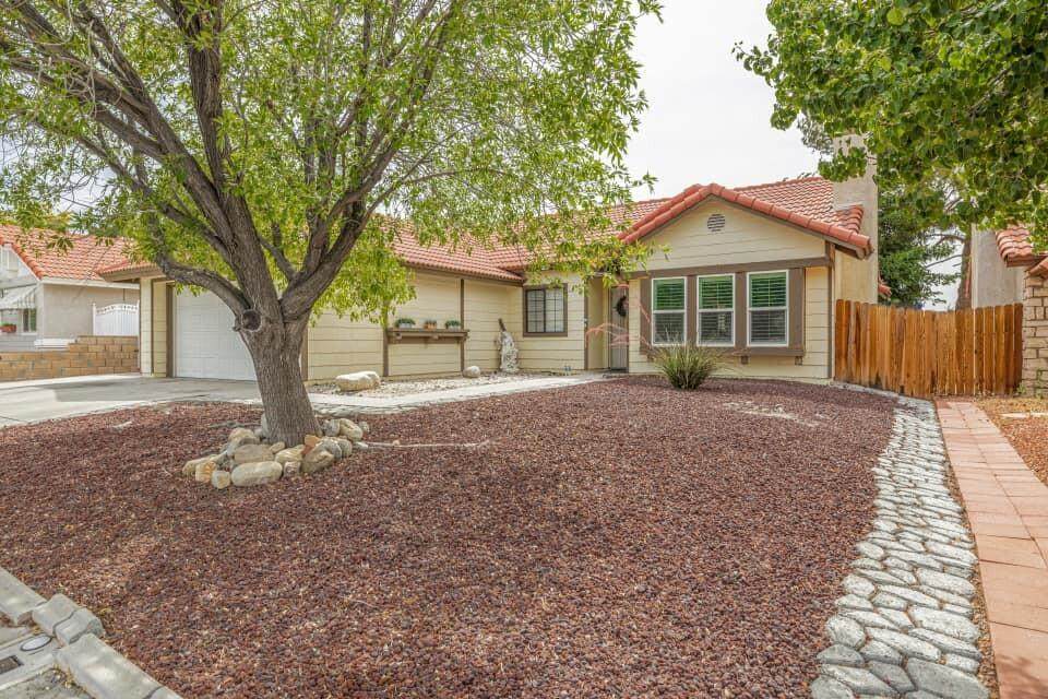 43241 Echard Avenue - Photo 1