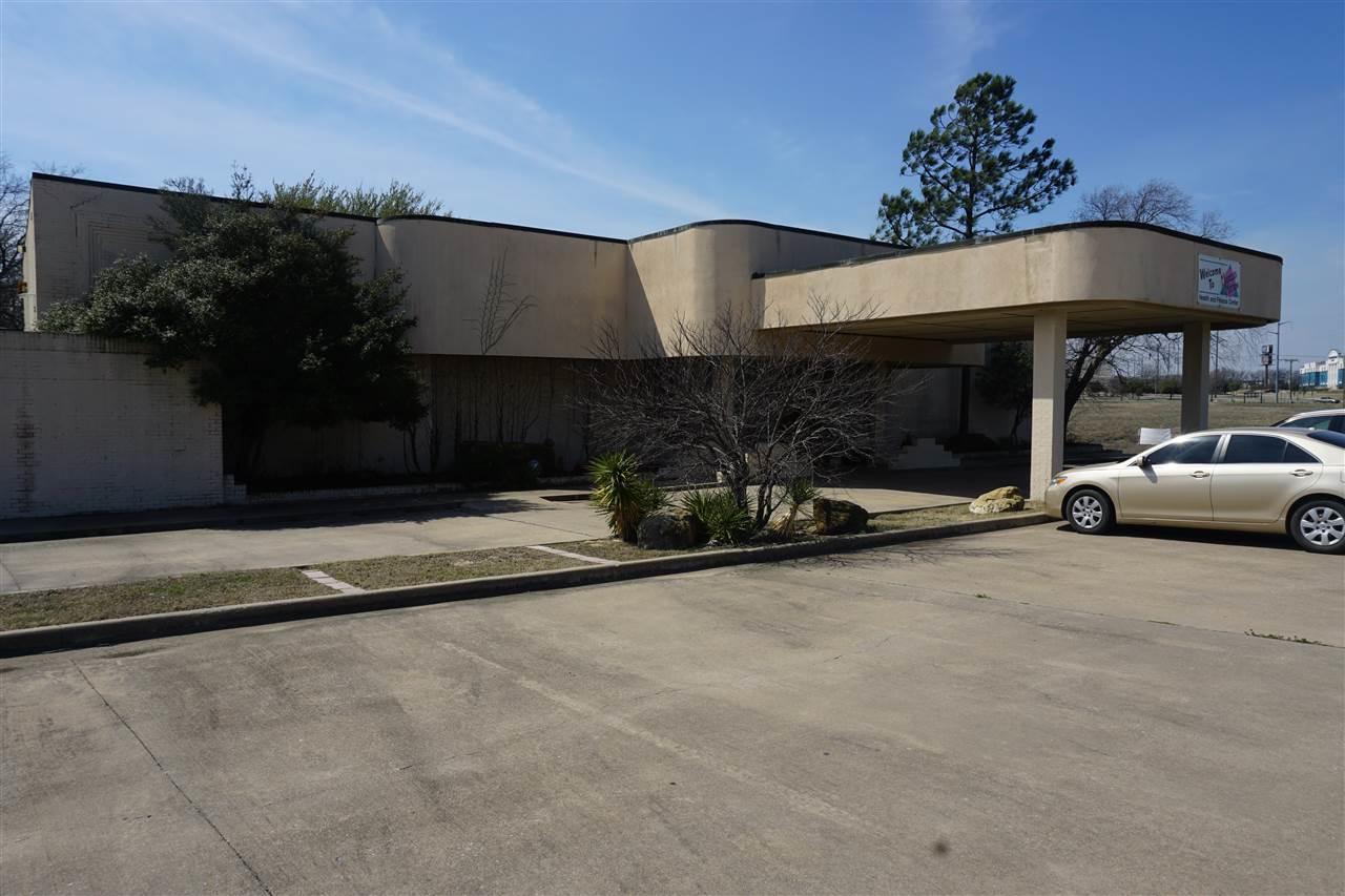 2302 Knox Road - Photo 1