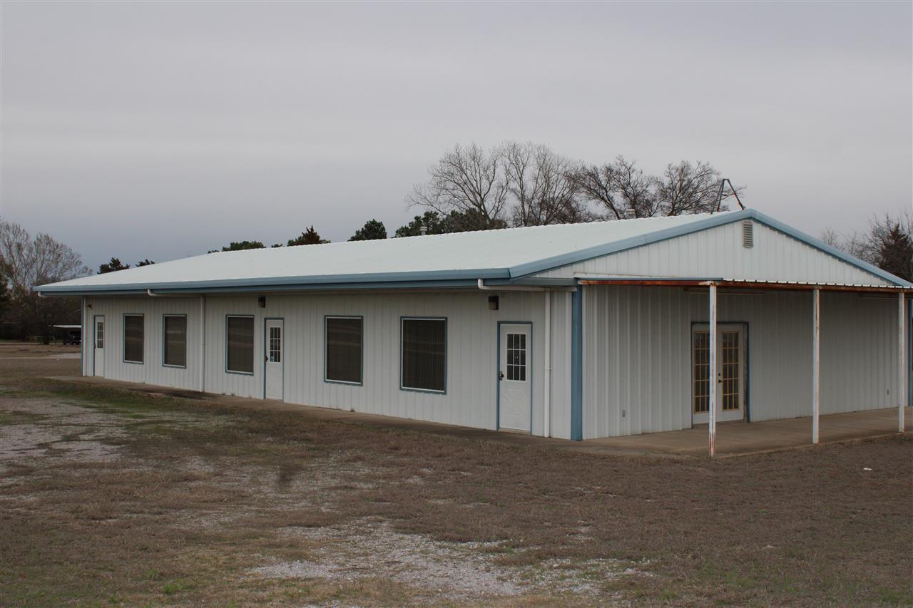 1950 Cimmaron Road - Photo 1
