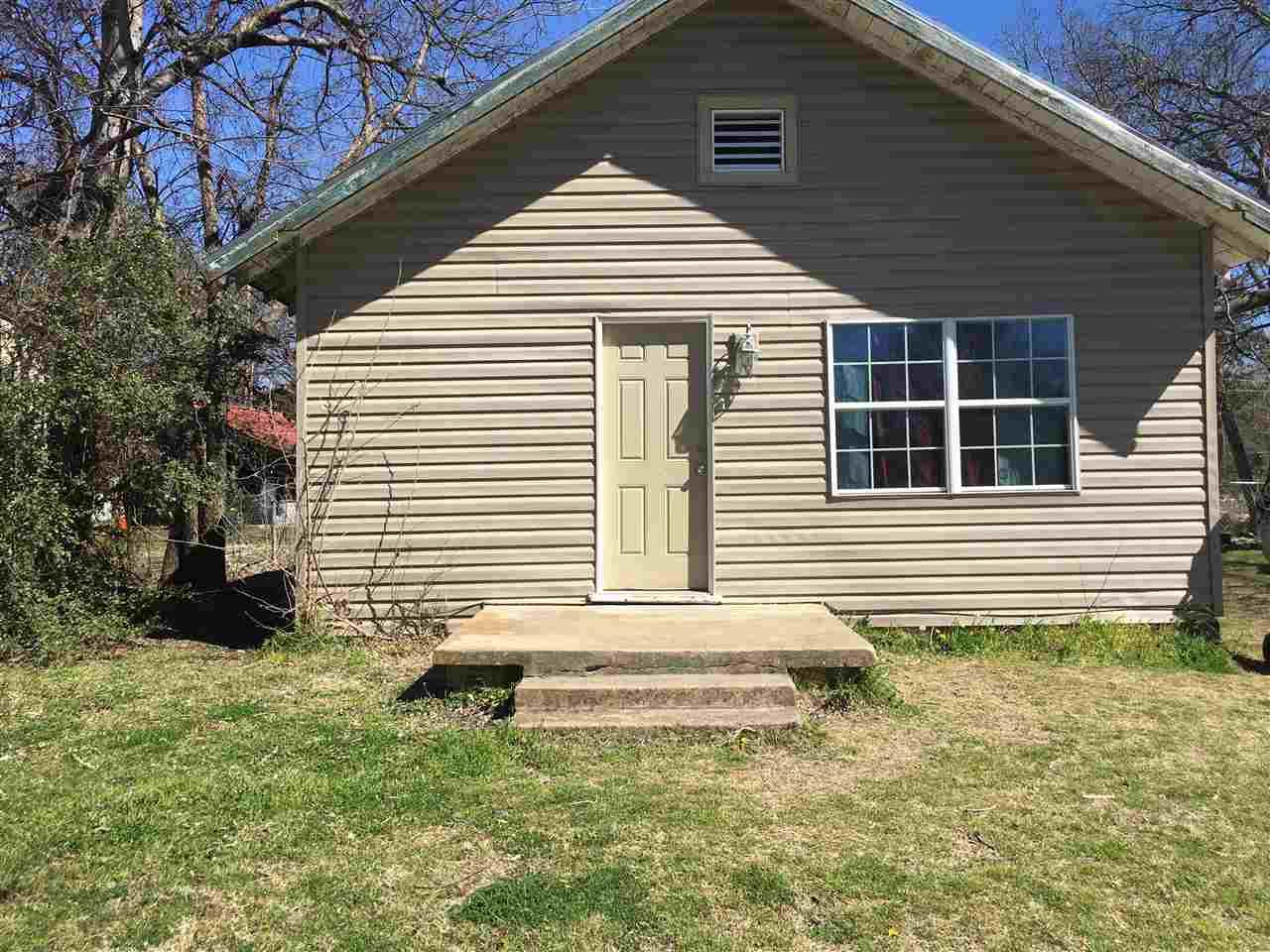 702 H Street - Photo 1