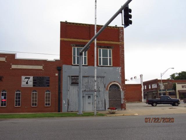 5 Broadway Street - Photo 1