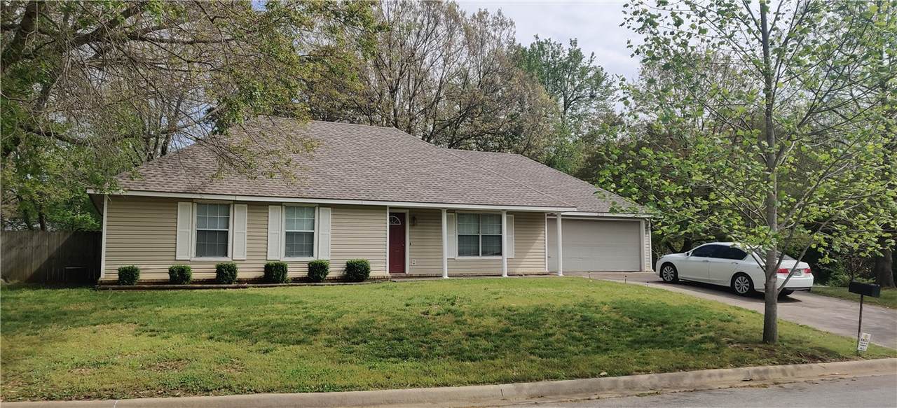2772 Holmes - Photo 1