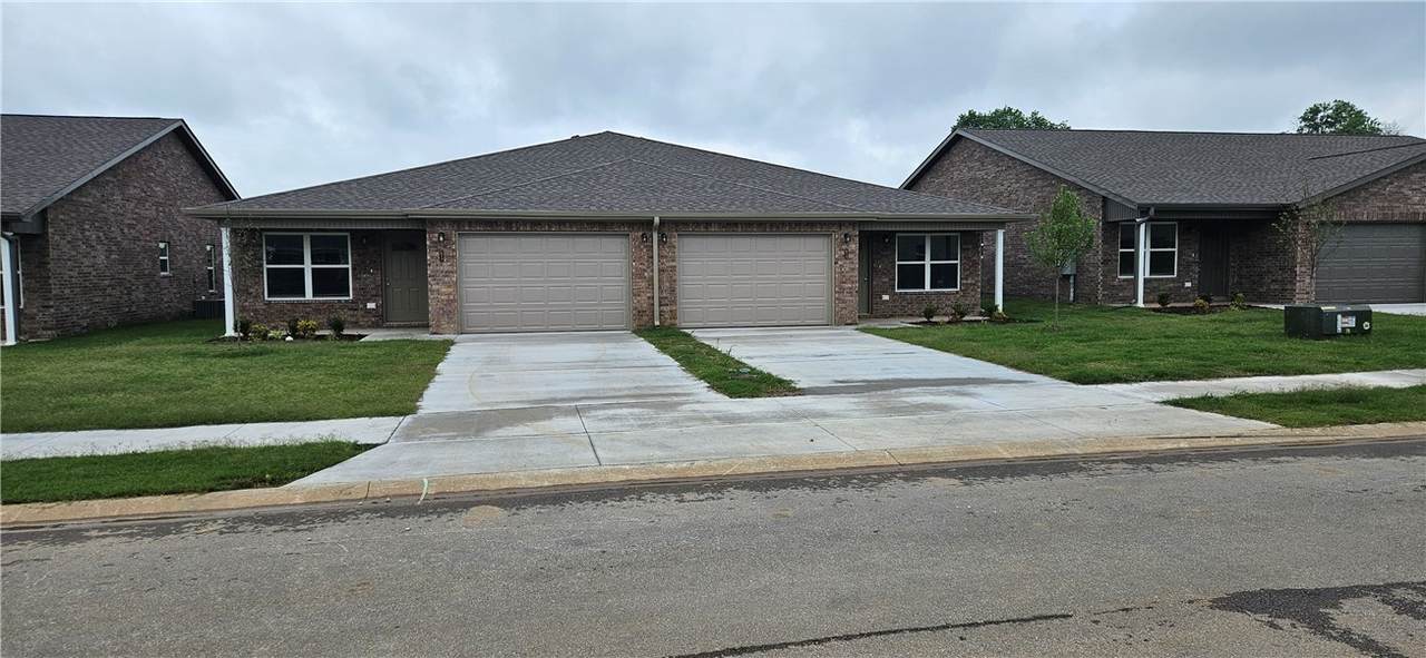 619 68th Avenue - Photo 1