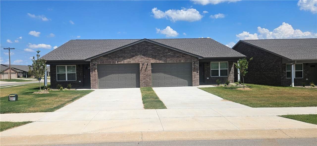 6812 Toby Street - Photo 1