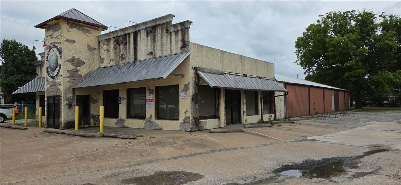 1630 Main Street - Photo 1