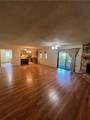 1205 Oak Street - Photo 5