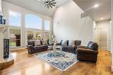 501 Fullerton Street - Photo 8