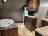 523 Clifford - Photo 17