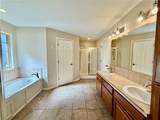 305 Meadows Court - Photo 29