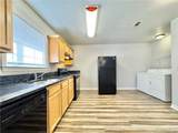 884 Holly Street - Photo 15
