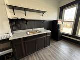 401 Twin Springs - Photo 18