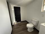 401 Twin Springs - Photo 21