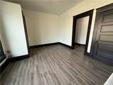 401 Twin Springs - Photo 9